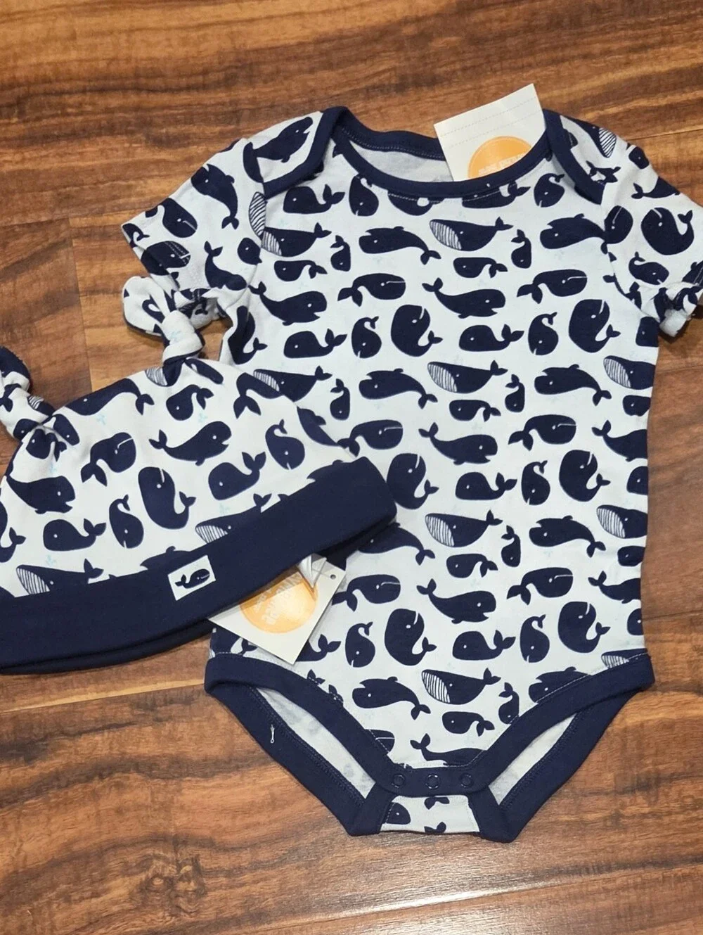 Gymboree NWT 6-12 Monyhs Navy and White Whale Print One-Piece Bodysuit with Hat